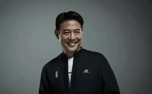 李连杰最新动态，功夫巨星不断进化，激励自信闪耀人生之旅