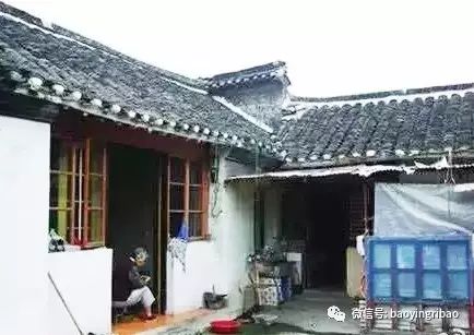 探秘小巷深处的独特风味，我最新包体带你领略隐藏特色小店的风采