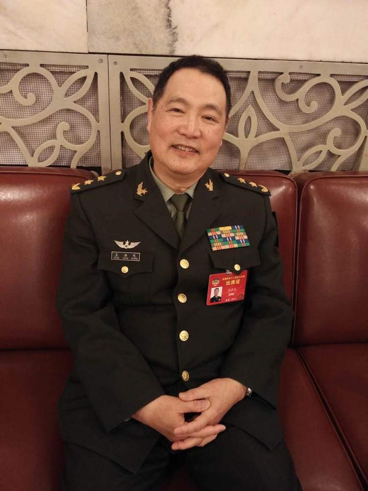 王洪光，军事领袖与时代先锋的崭新篇章