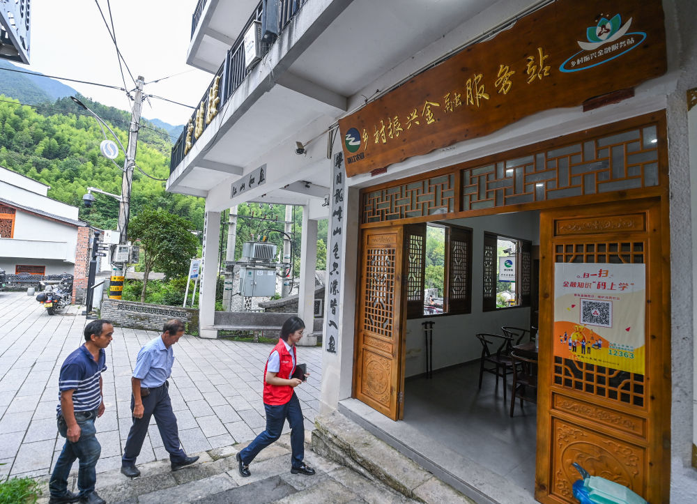 聊城最新招聘探秘，小巷中的职业机遇等你来挑战！