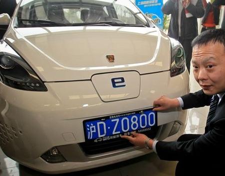 最新款新能源车，时代的绿色之选，引领未来出行新潮流